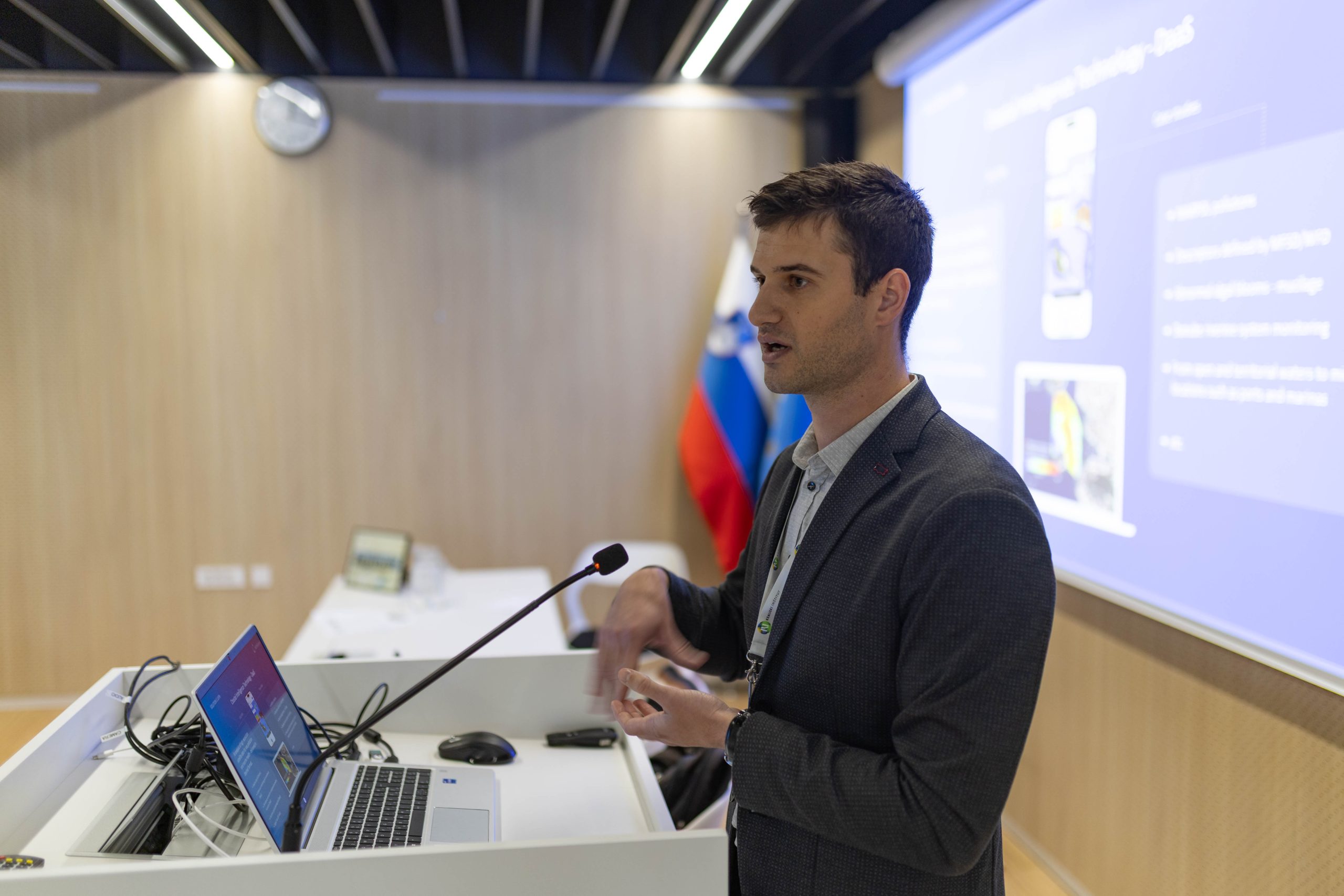 CEO SeaCrasa, Mario Špadina kao govornik na konferenciji 'Slovenija i Europa za čiste vode: Inovacije i rješenja protiv onečišćenja plastikom'